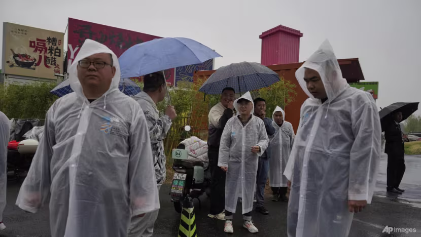 Heavy rains kill 6 in China's south, disaster alerts issued